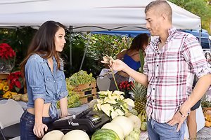 Lustful Latina with denim fetish gets fucked on a farmer's market